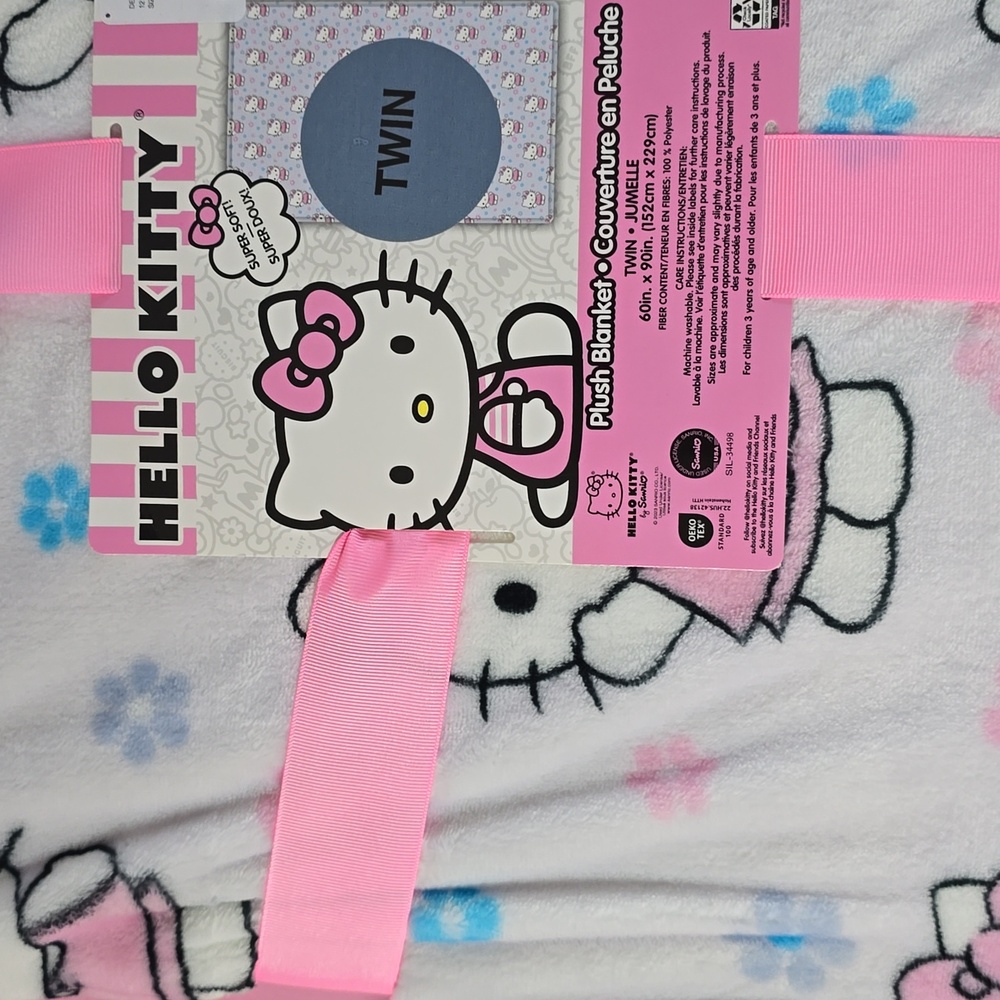 Vital Hello Kitty blanket